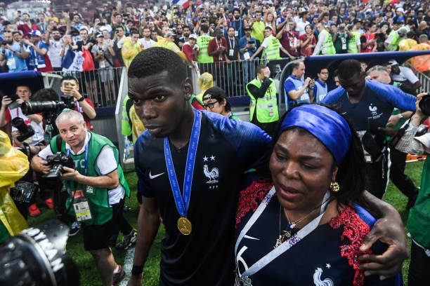 轻球员的扶 轻球员的扶